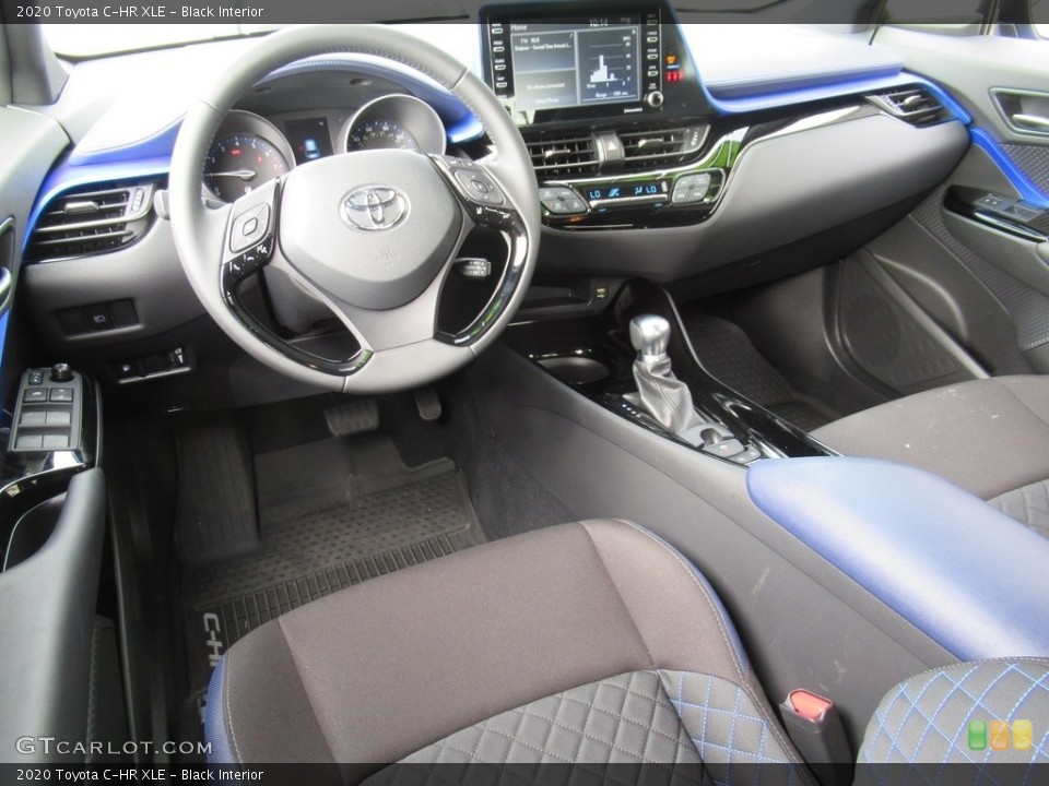Black Interior Photo for the 2020 Toyota C-HR XLE #139794949
