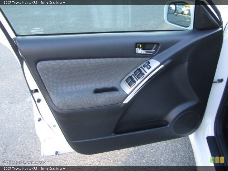 Stone Gray Interior Door Panel for the 2005 Toyota Matrix XRS #139801810