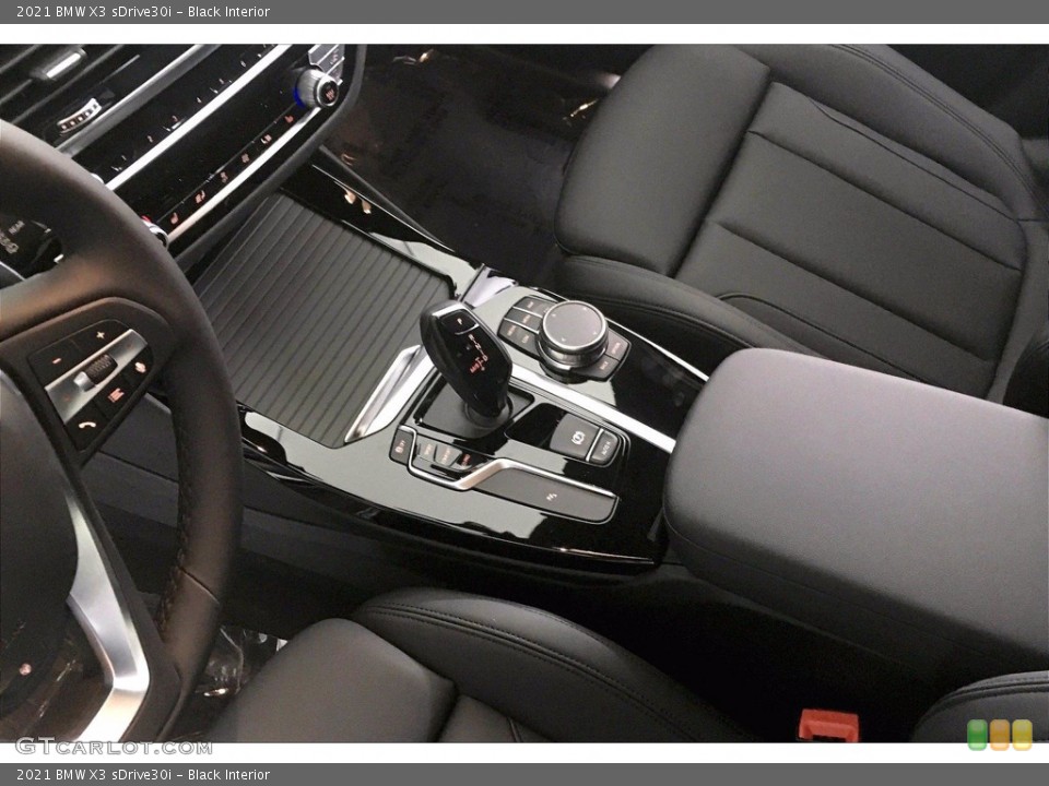 Black Interior Controls for the 2021 BMW X3 sDrive30i #139834582