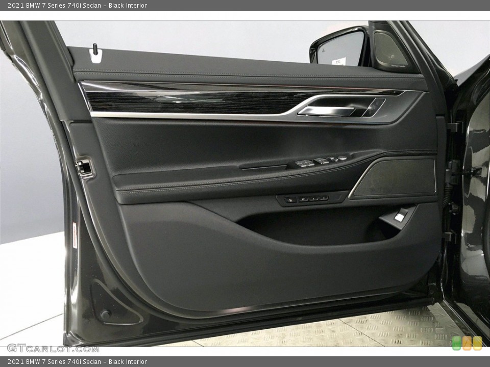 Black Interior Door Panel for the 2021 BMW 7 Series 740i Sedan #139837005