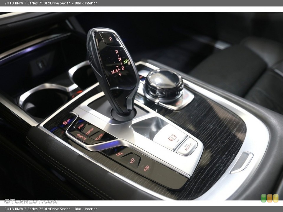 Black Interior Transmission for the 2018 BMW 7 Series 750i xDrive Sedan #139846509