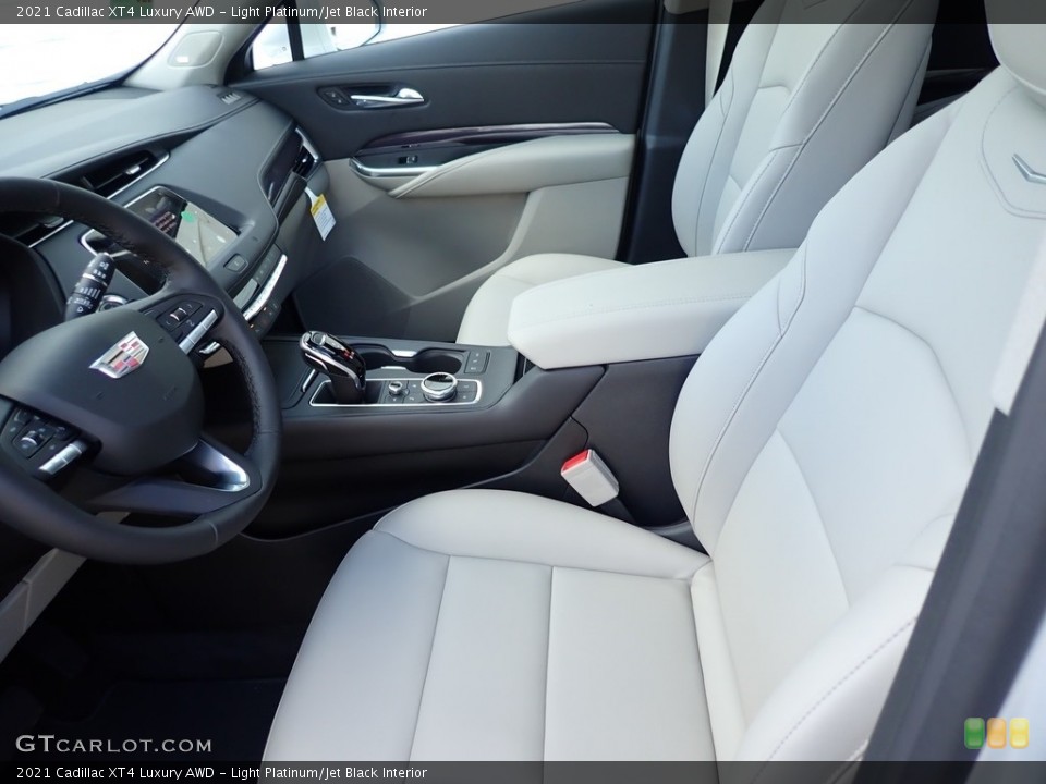 Light Platinum/Jet Black 2021 Cadillac XT4 Interiors