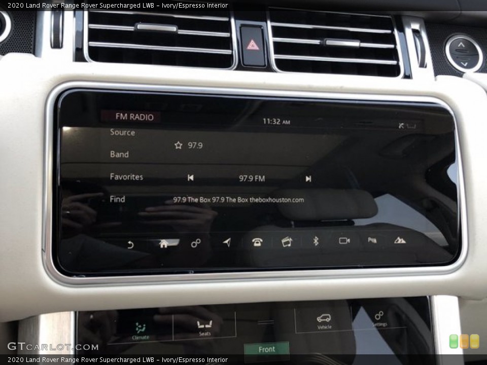Ivory/Espresso Interior Controls for the 2020 Land Rover Range Rover Supercharged LWB #139872472