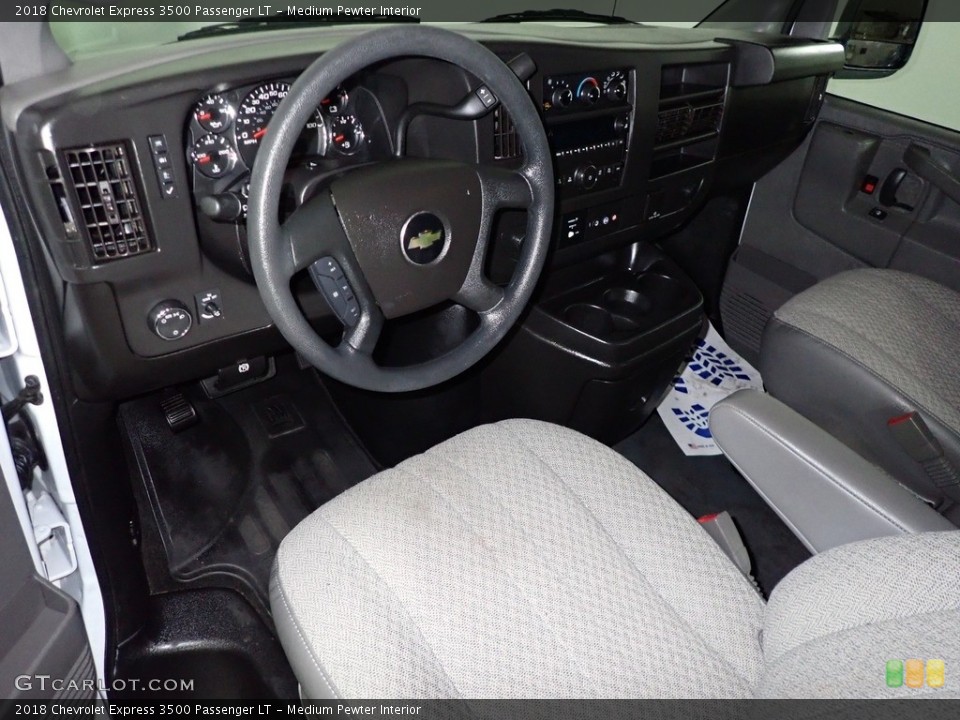 Medium Pewter Interior Photo for the 2018 Chevrolet Express 3500 Passenger LT #139884303