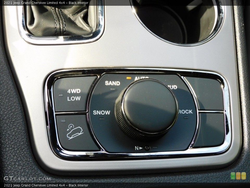 Black Interior Controls for the 2021 Jeep Grand Cherokee Limited 4x4 #139904987