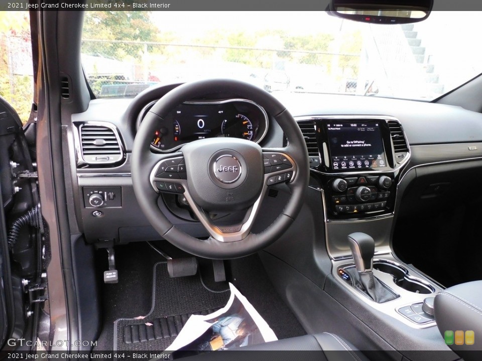Black Interior Dashboard for the 2021 Jeep Grand Cherokee Limited 4x4 #139905650