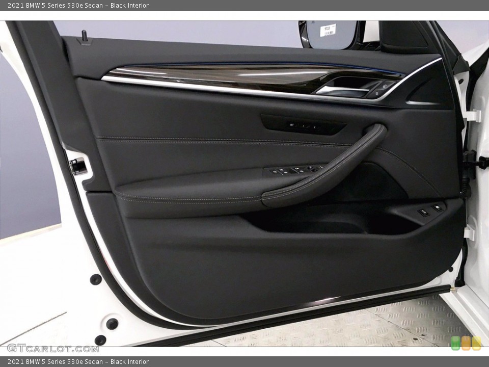 Black Interior Door Panel for the 2021 BMW 5 Series 530e Sedan #139914638