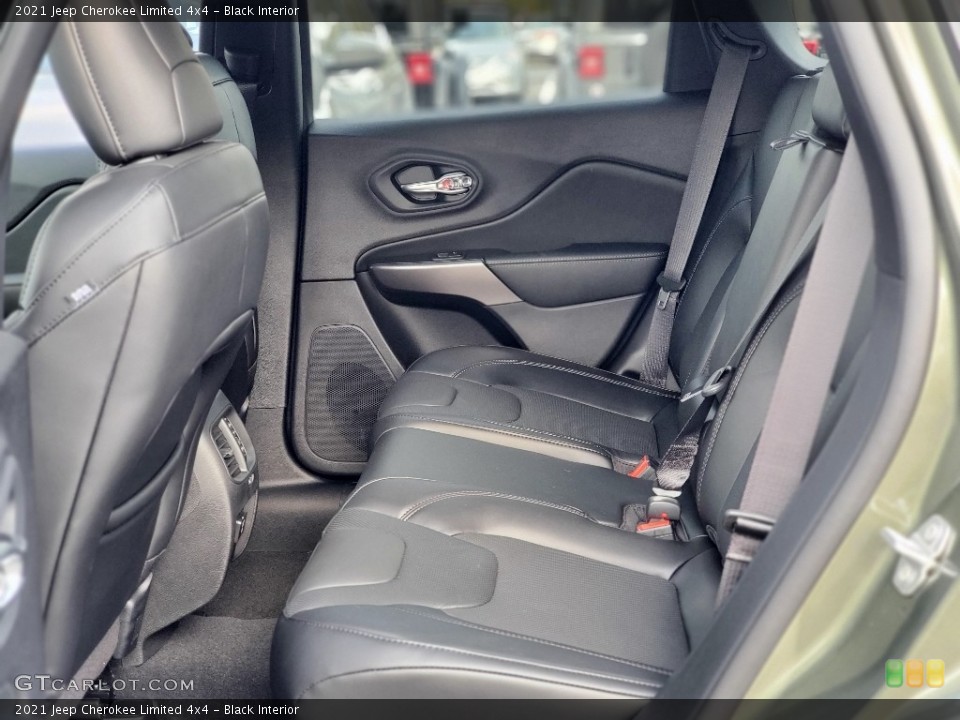Black Interior Rear Seat for the 2021 Jeep Cherokee Limited 4x4 #139918512
