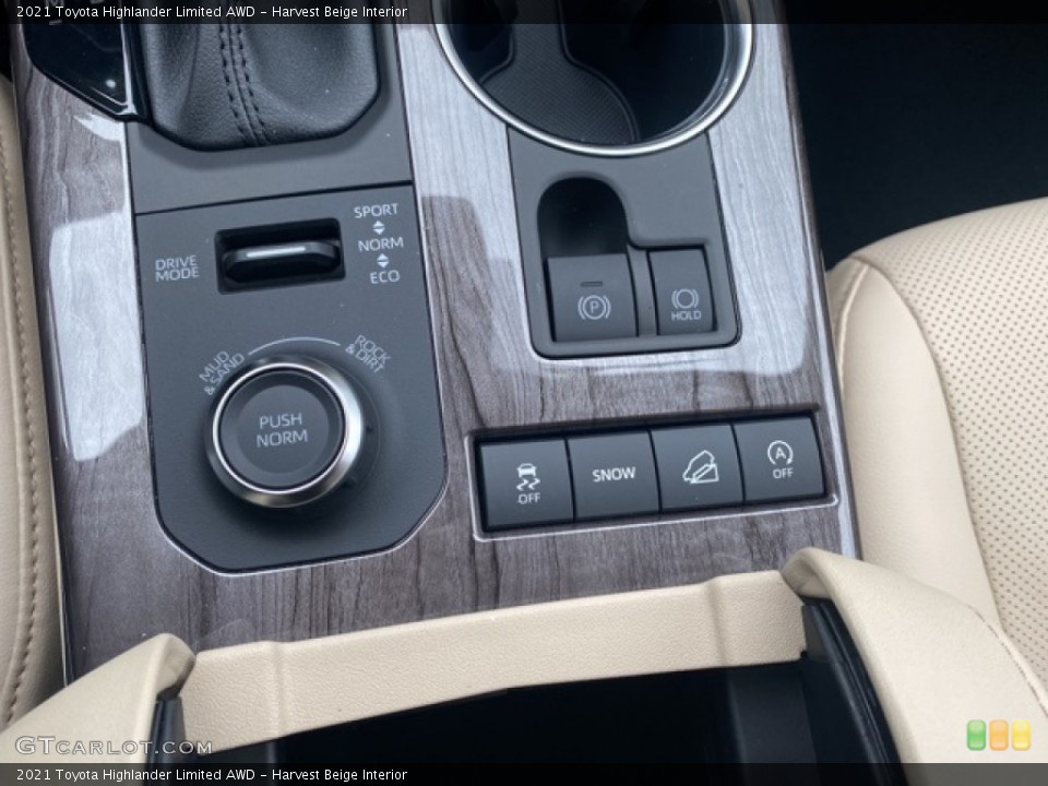 Harvest Beige Interior Controls for the 2021 Toyota Highlander Limited AWD #139920636