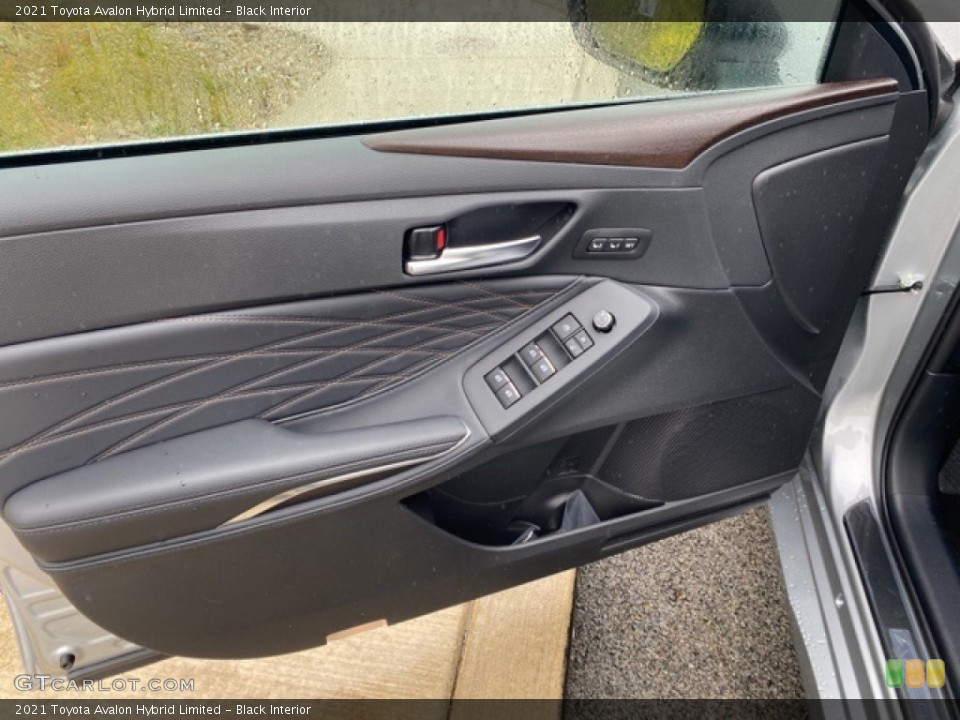 Black Interior Door Panel for the 2021 Toyota Avalon Hybrid Limited #139930009