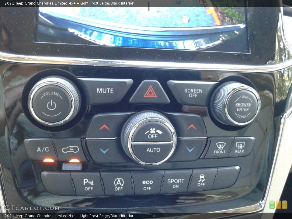 Light Frost Beige/Black Interior Controls for the 2021 Jeep Grand Cherokee Limited 4x4 #139932544