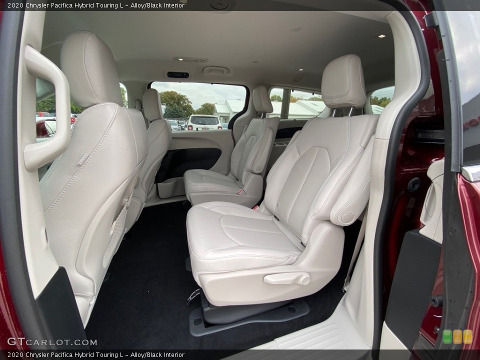 Alloy/Black Interior Rear Seat for the 2020 Chrysler Pacifica Hybrid Touring L #139956604