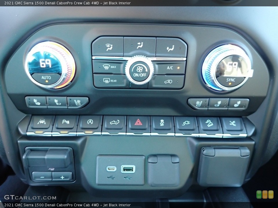 Jet Black Interior Controls for the 2021 GMC Sierra 1500 Denali CabonPro Crew Cab 4WD #139960426