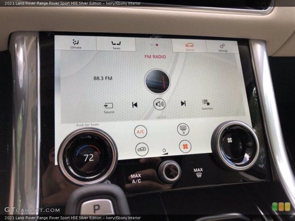Ivory/Ebony Interior Controls for the 2021 Land Rover Range Rover Sport HSE Silver Edition #139976554