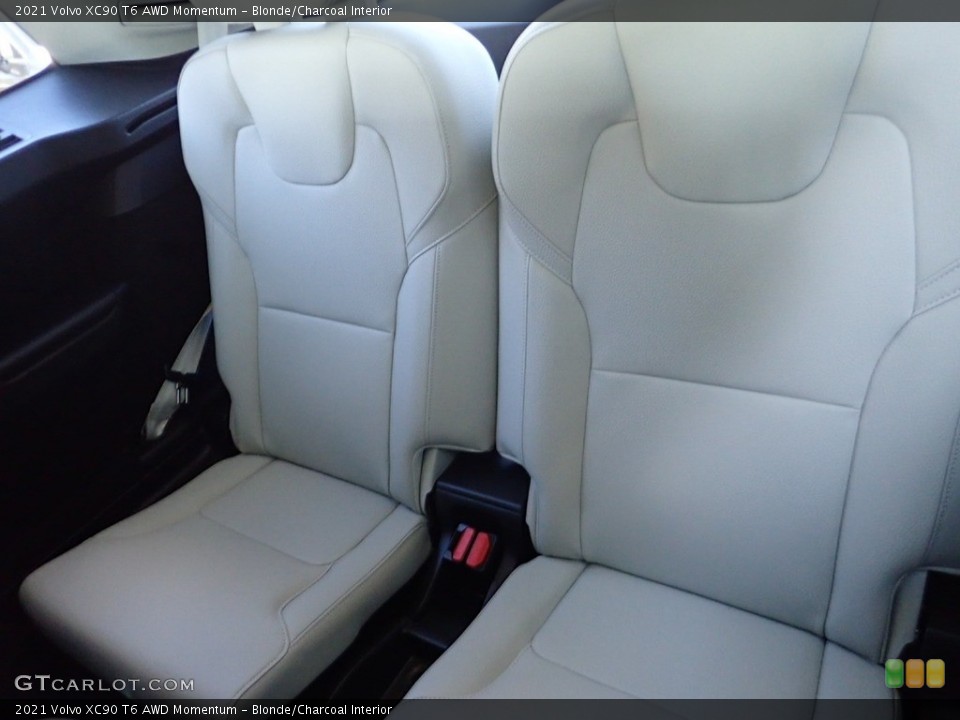Blonde/Charcoal Interior Rear Seat for the 2021 Volvo XC90 T6 AWD Momentum #139978021