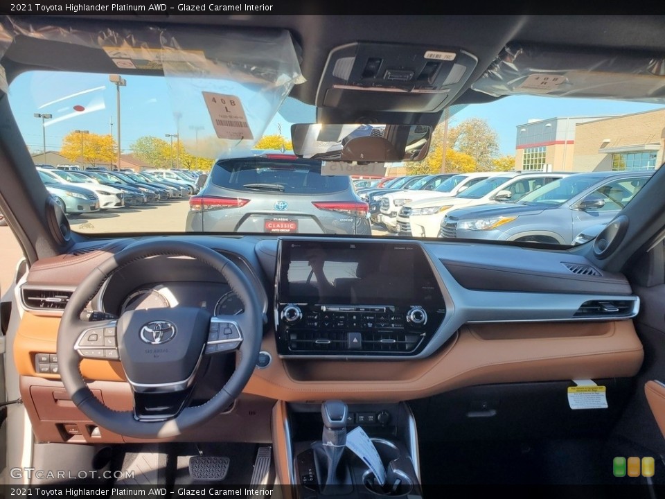 Glazed Caramel Interior Dashboard for the 2021 Toyota Highlander Platinum AWD #139983619