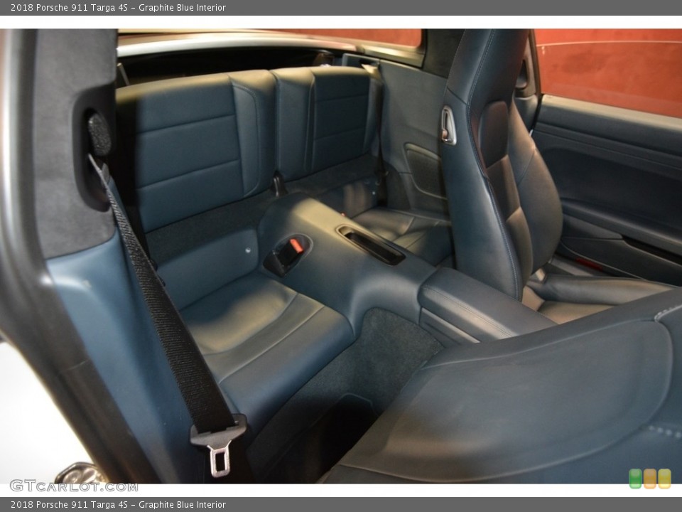 Graphite Blue Interior Rear Seat for the 2018 Porsche 911 Targa 4S #139990114