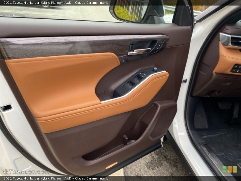 Glazed Caramel Interior Door Panel for the 2021 Toyota Highlander Hybrid Platinum AWD #139995476