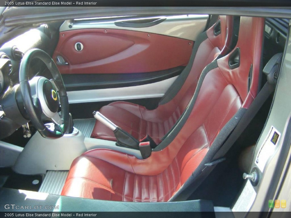 Red Interior Photo for the 2005 Lotus Elise  #13999722