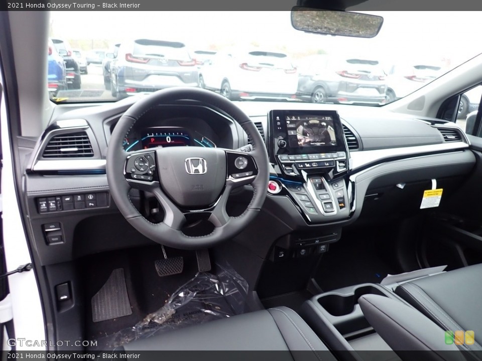 Black Interior Photo for the 2021 Honda Odyssey Touring #139998164