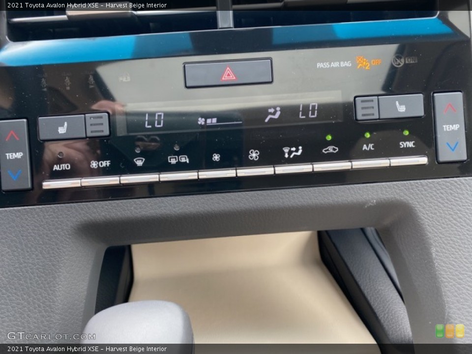 Harvest Beige Interior Controls for the 2021 Toyota Avalon Hybrid XSE #139998602