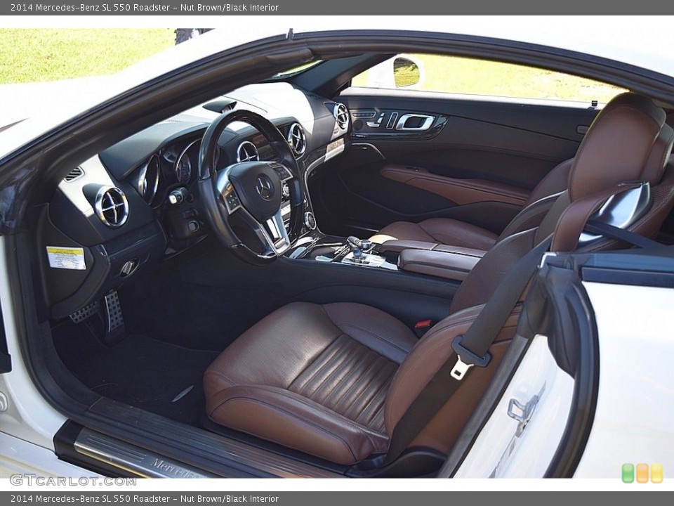 Nut Brown/Black Interior Photo for the 2014 Mercedes-Benz SL 550 Roadster #140006179