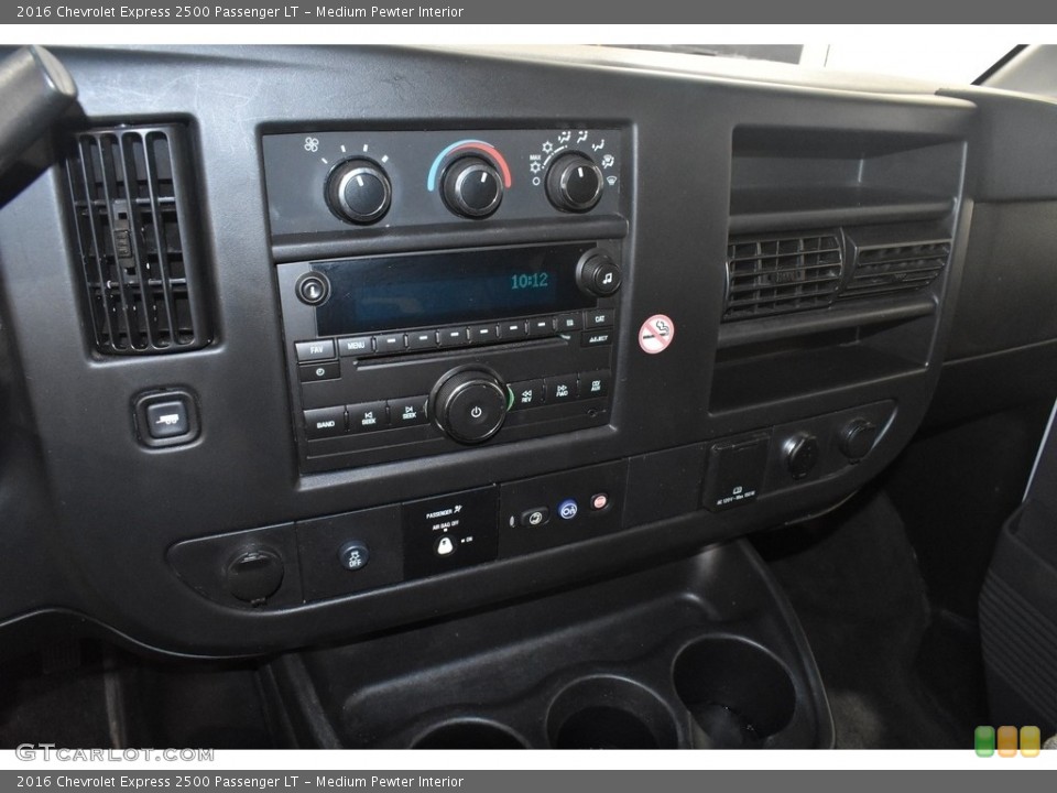 Medium Pewter Interior Dashboard for the 2016 Chevrolet Express 2500 Passenger LT #140007871