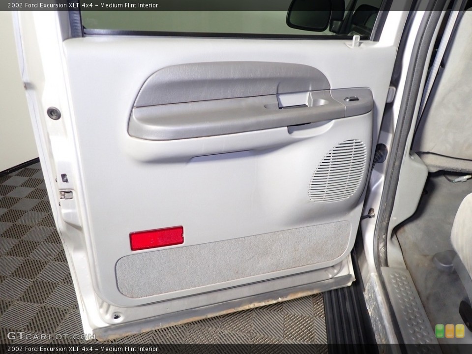 Medium Flint Interior Door Panel for the 2002 Ford Excursion XLT 4x4 #140008303