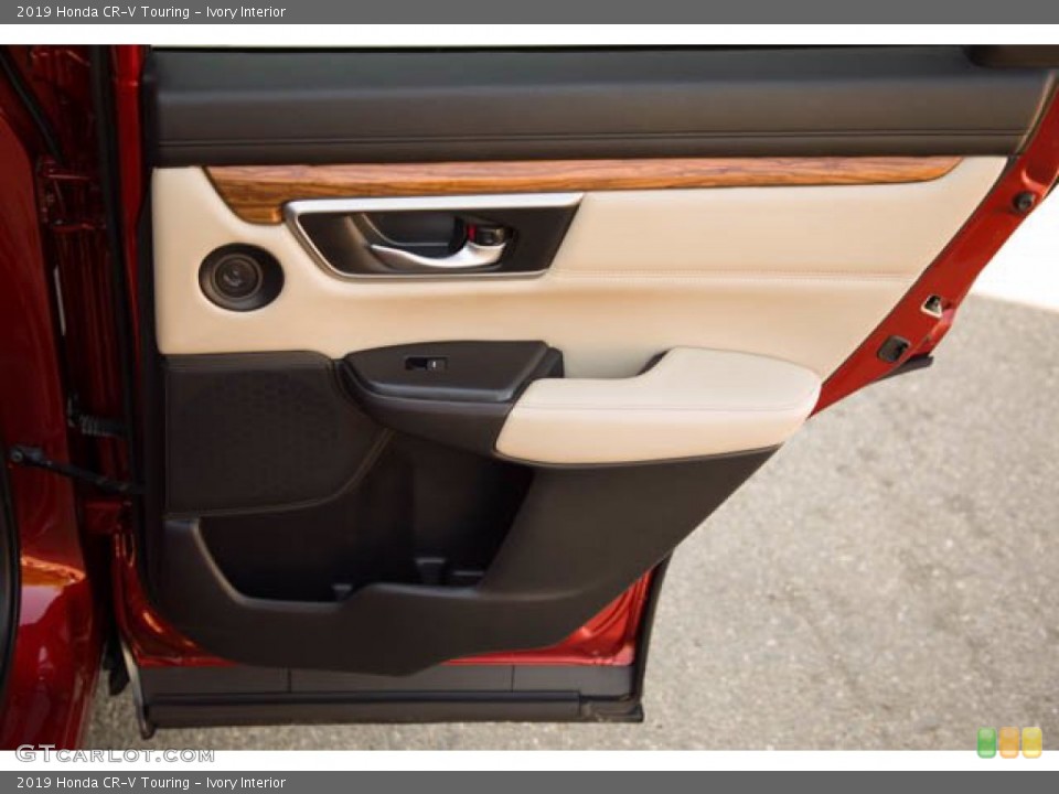 Ivory Interior Door Panel for the 2019 Honda CR-V Touring #140008621