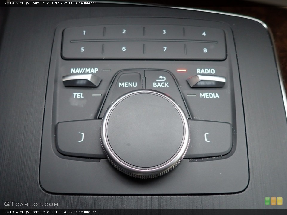 Atlas Beige Interior Controls for the 2019 Audi Q5 Premium quattro #140029117