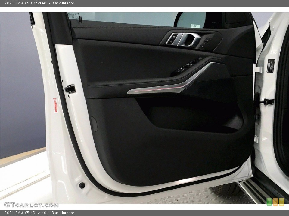 Black Interior Door Panel for the 2021 BMW X5 sDrive40i #140070110