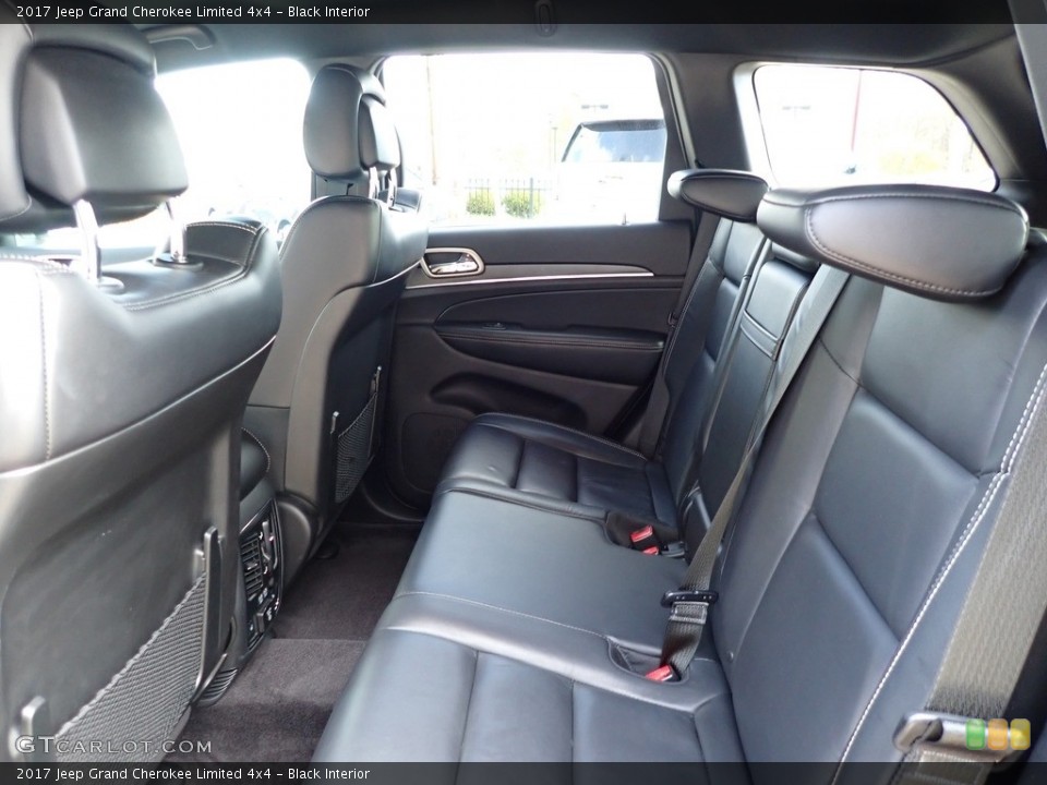 Black Interior Rear Seat for the 2017 Jeep Grand Cherokee Limited 4x4 #140078411