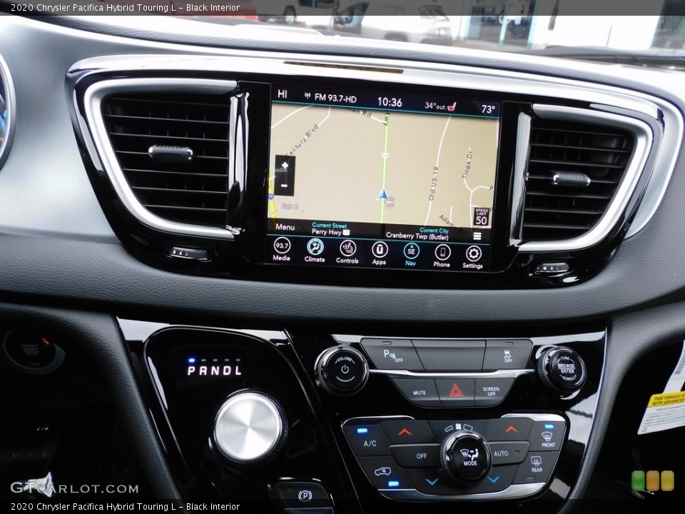 Black Interior Navigation for the 2020 Chrysler Pacifica Hybrid Touring L #140079539