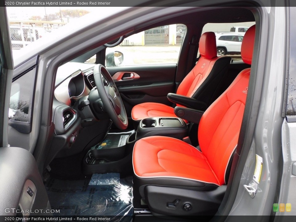 Rodeo Red Interior Photo for the 2020 Chrysler Pacifica Hybrid Limited #140079887