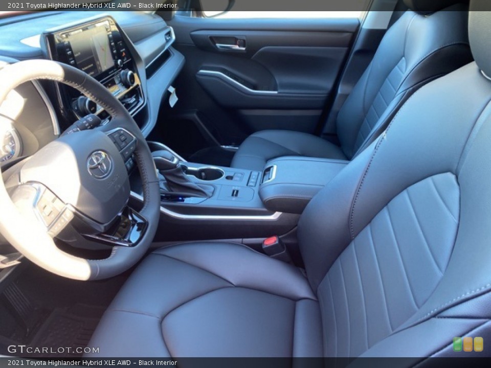 Black Interior Photo for the 2021 Toyota Highlander Hybrid XLE AWD #140087495