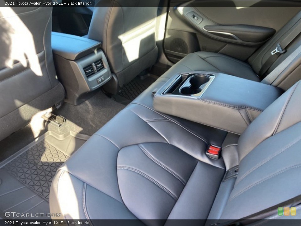 Black Interior Rear Seat for the 2021 Toyota Avalon Hybrid XLE #140087918