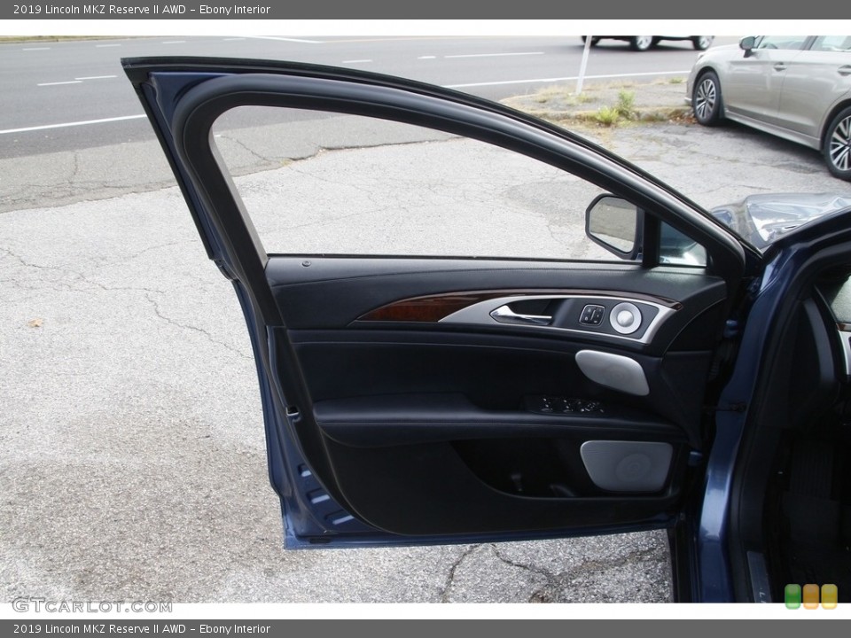 Ebony Interior Door Panel for the 2019 Lincoln MKZ Reserve II AWD #140088784