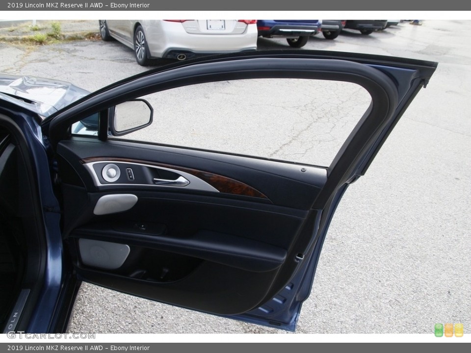 Ebony Interior Door Panel for the 2019 Lincoln MKZ Reserve II AWD #140088943