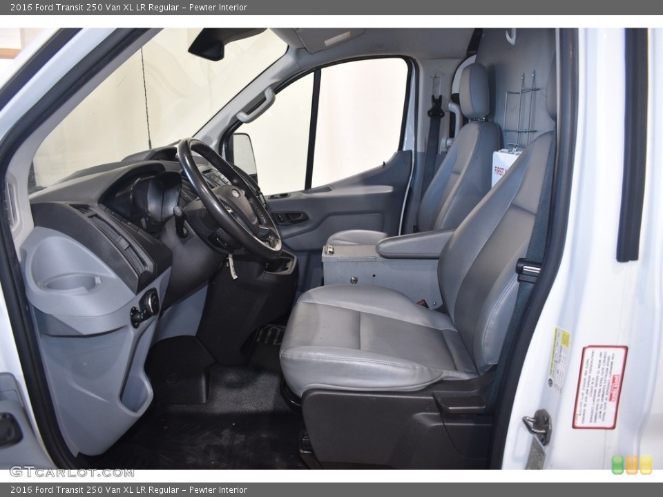 Pewter Interior Photo for the 2016 Ford Transit 250 Van XL LR Regular #140098004