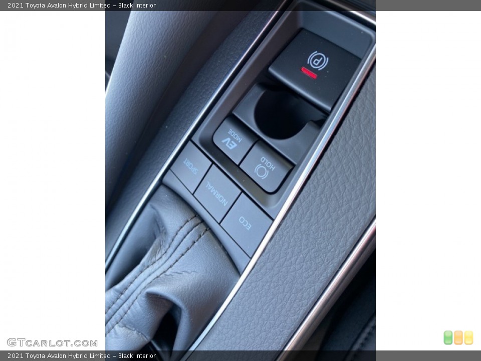 Black Interior Controls for the 2021 Toyota Avalon Hybrid Limited #140117029