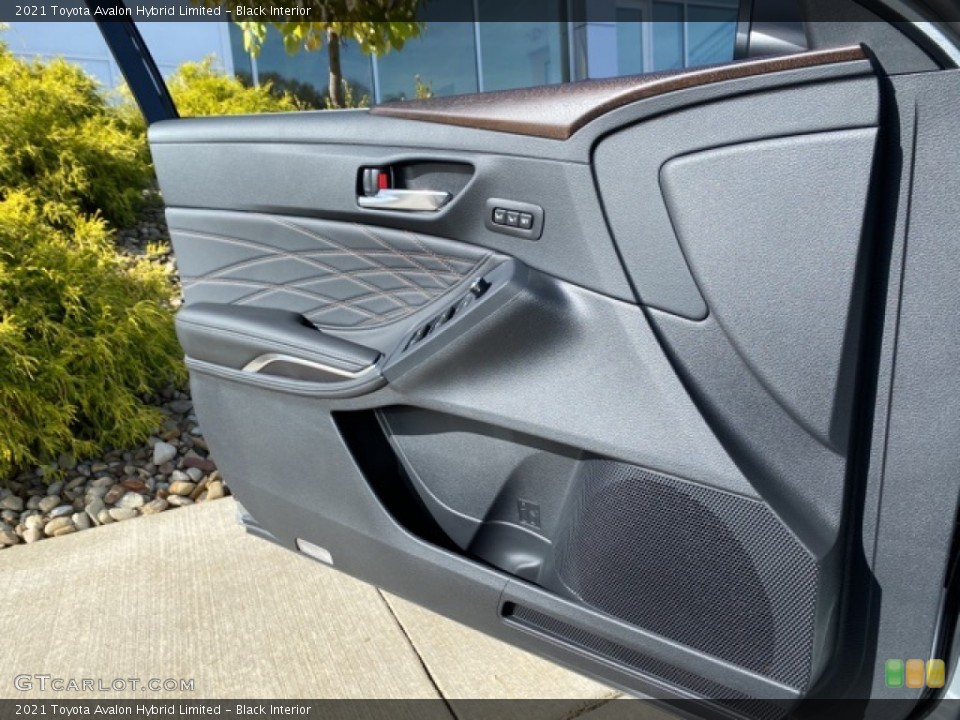 Black Interior Door Panel for the 2021 Toyota Avalon Hybrid Limited #140117233