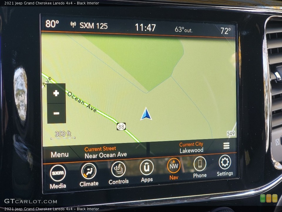 Black Interior Navigation for the 2021 Jeep Grand Cherokee Laredo 4x4 #140131023