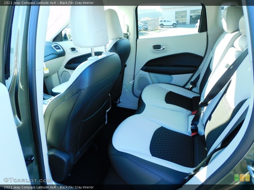 Black/Ski Gray 2021 Jeep Compass Interiors