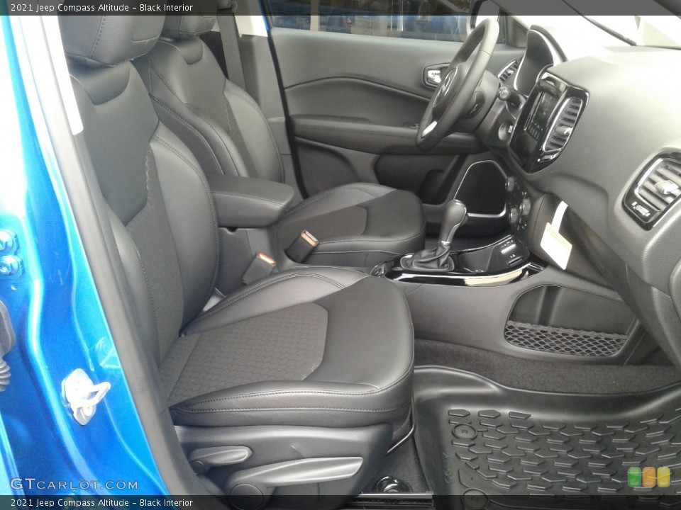 Black Interior Photo for the 2021 Jeep Compass Altitude #140147724