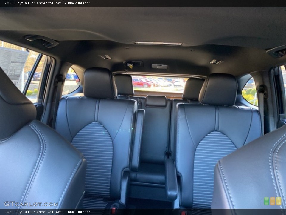 Black Interior Rear Seat for the 2021 Toyota Highlander XSE AWD #140161374
