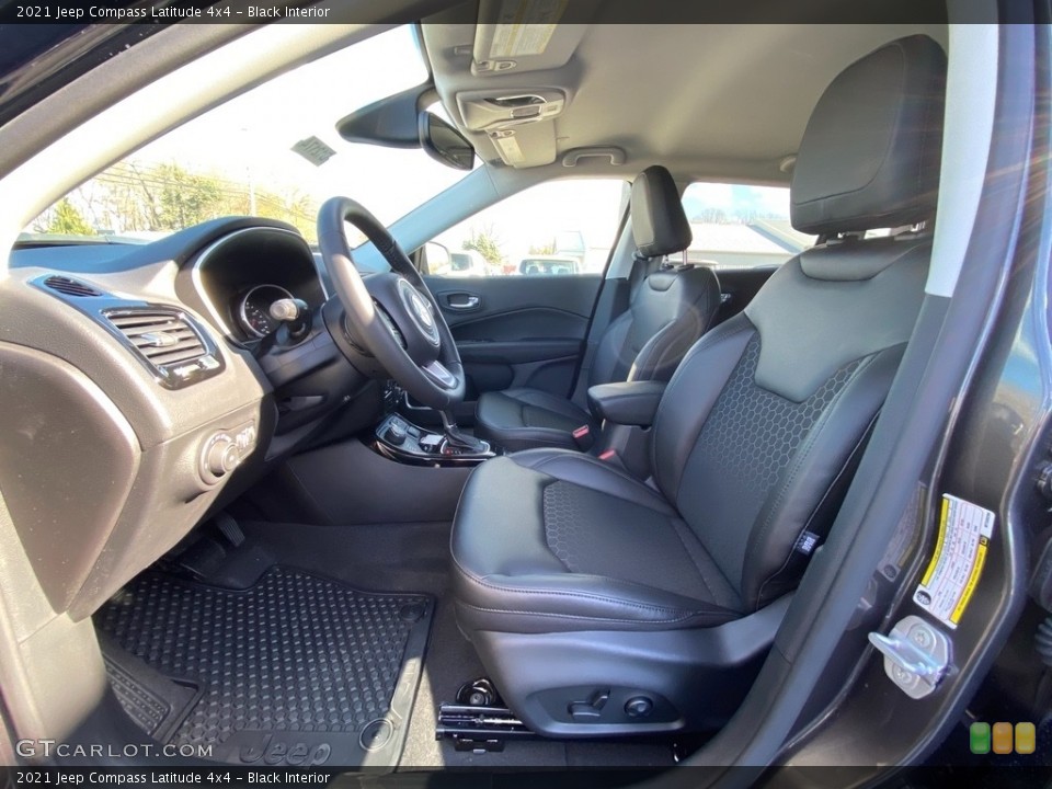Black Interior Photo for the 2021 Jeep Compass Latitude 4x4 #140183876