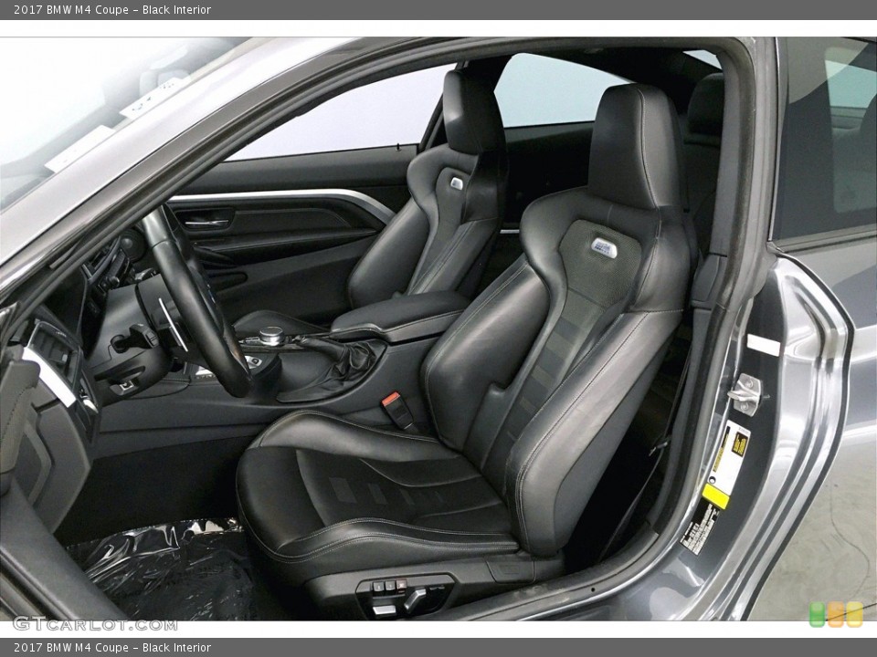 Black Interior Photo for the 2017 BMW M4 Coupe #140194492