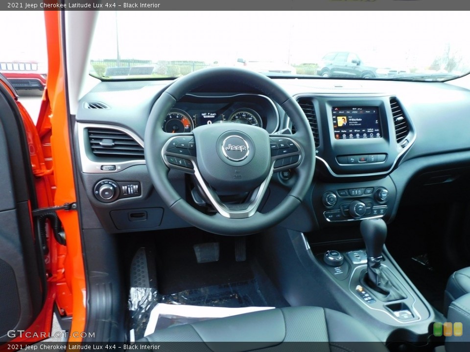 Black Interior Dashboard for the 2021 Jeep Cherokee Latitude Lux 4x4 #140210568