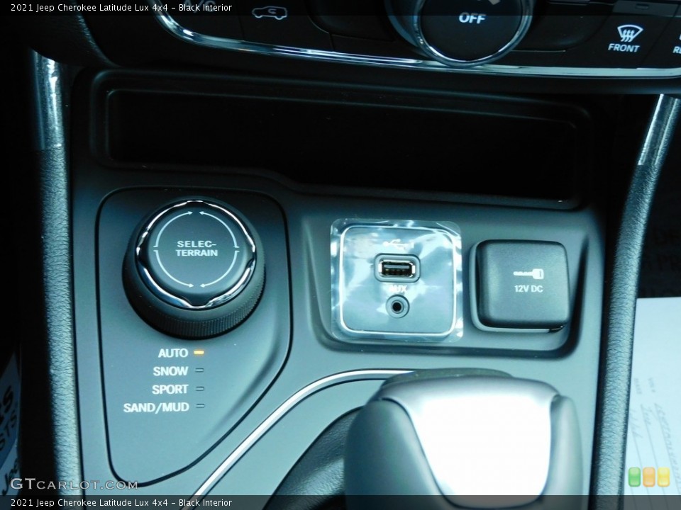 Black Interior Controls for the 2021 Jeep Cherokee Latitude Lux 4x4 #140210637