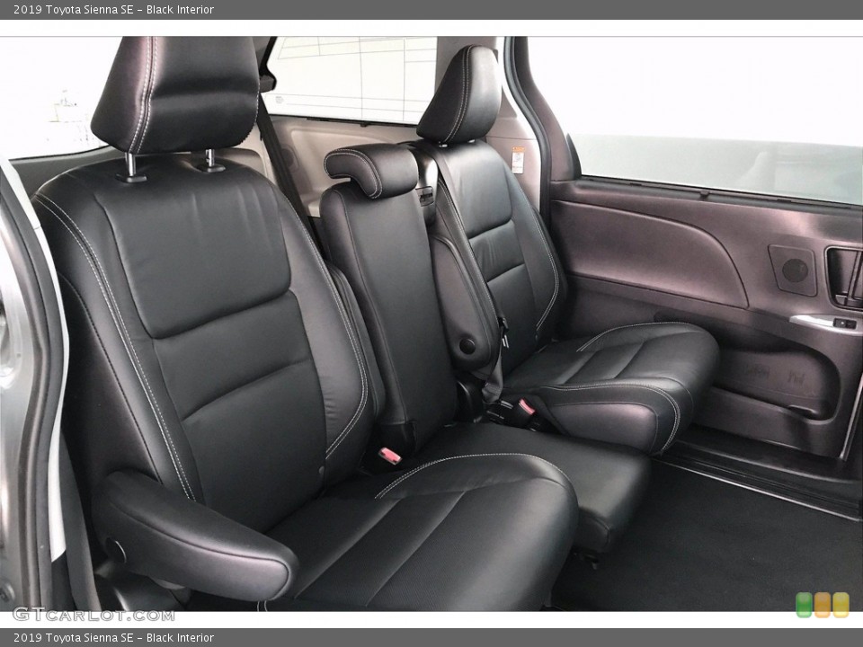 Black Interior Rear Seat for the 2019 Toyota Sienna SE #140216268